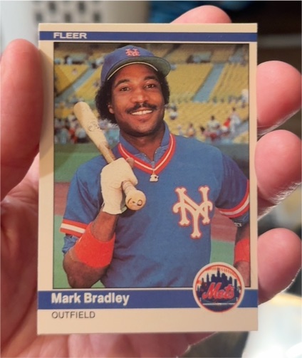 1984 Fleer #581 Mark Bradley — front