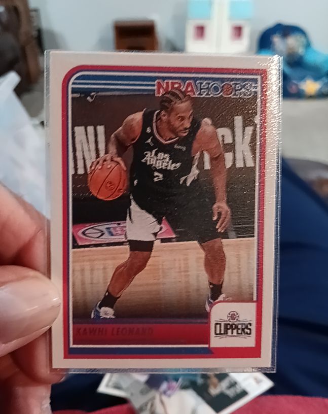 2023-24 Panini NBA Hoops #199 Kawhi Leonard — front