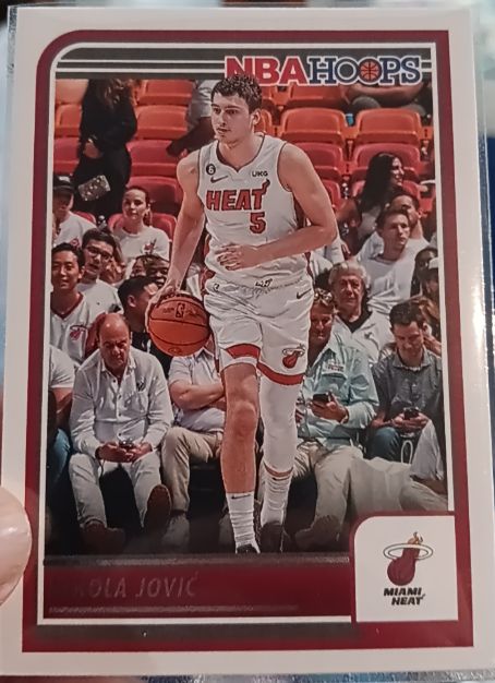 2023-24 Panini NBA Hoops #156 Nikola Jovic — front