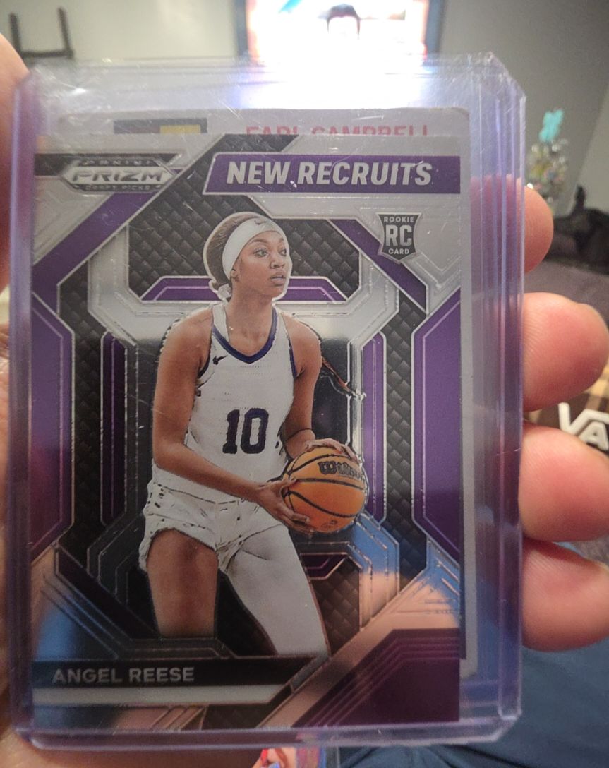 2024 Panini Prizm Draft Picks New Recruits #24 Angel Reese — front