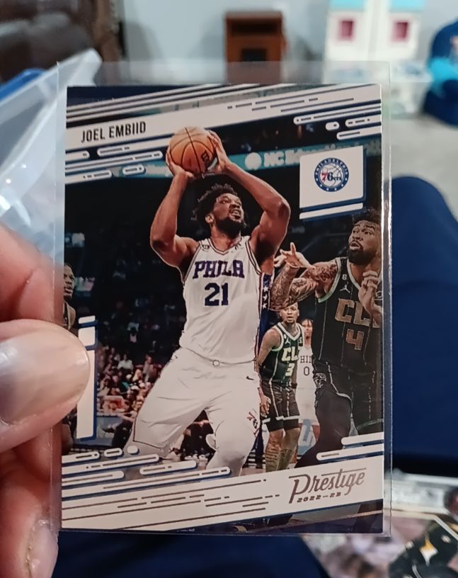 2022-23 Panini Chronicles Prestige #67 Joel Embiid — front
