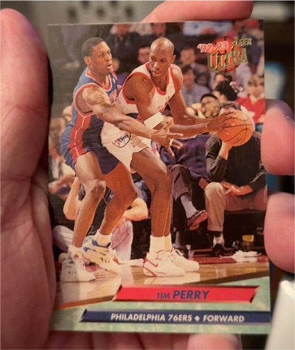1992-93 Fleer Ultra #334 Tim Perry Philadelphia 76ers — front