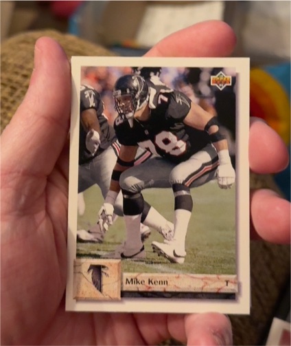 1992 Upper Deck #300 Mike Kenn — front