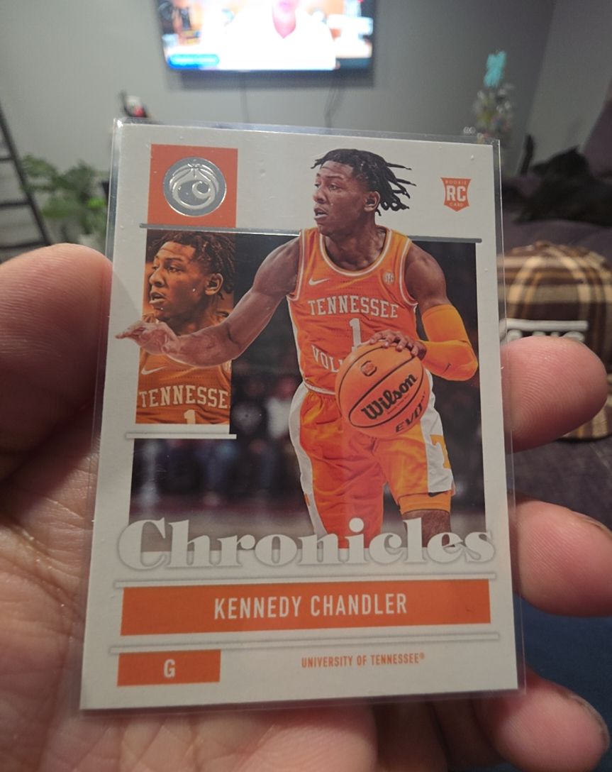 2022 Panini Chronicles Draft Picks #17 Kennedy Chandler — front