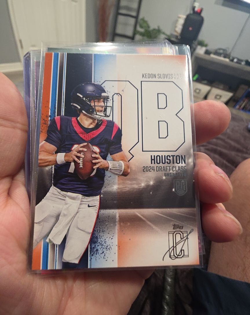 2024 Topps Signature Class #121 Kedon Slovis — front
