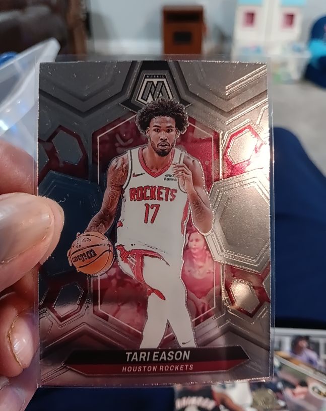 2023-24 Panini Mosaic #63 Tari Eason — front