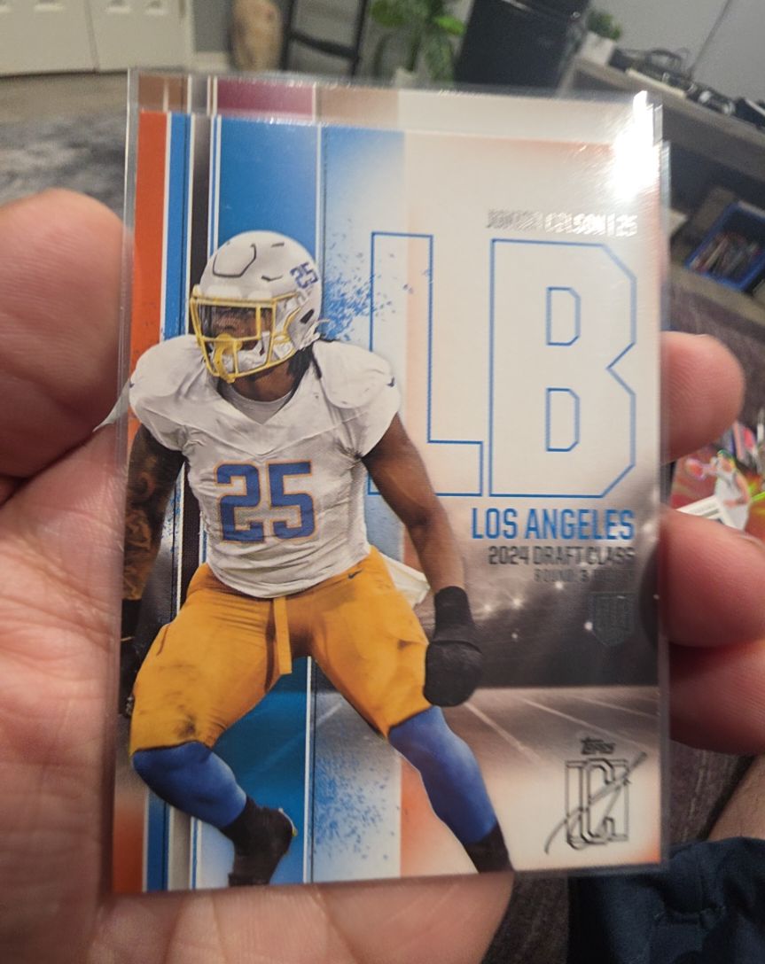 2024 Topps Signature Class #136 Junior Colson — front