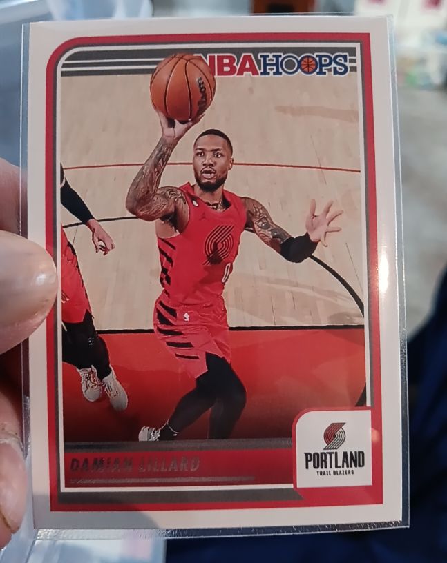 2023-24 Panini NBA Hoops #21 Damian Lillard — front