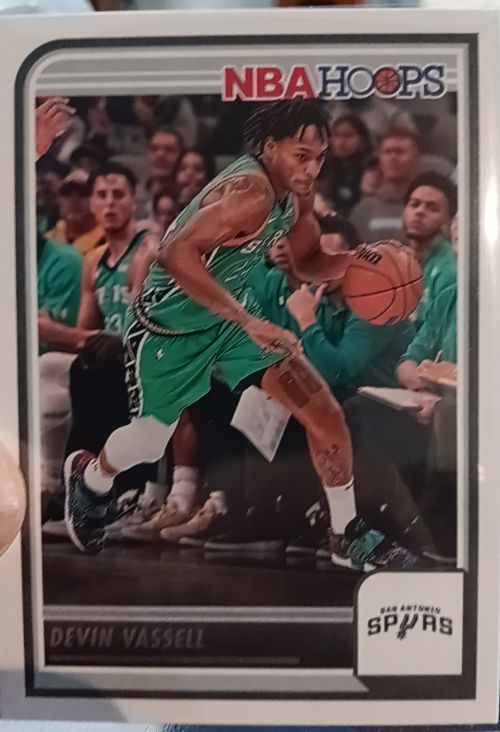 2023-24 Panini NBA Hoops #177 Devin Vassell — front