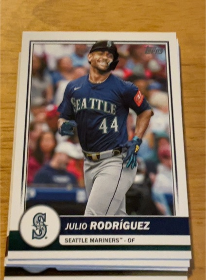 2023 Topps #1 Julio Rodriguez — front