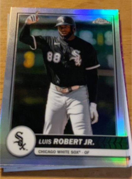 2020 Topps Chrome 1985 Topps #85TC-17 Luis Robert Jr. — front