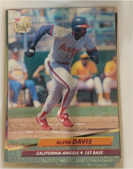 1992 Fleer Ultra #324 Alvin Davis — front