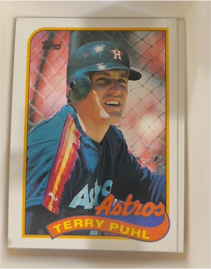 1989 Topps #119 Terry Puhl — front