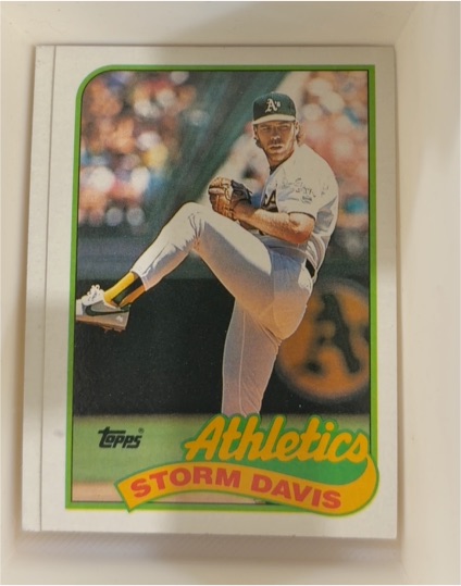 1989 Topps #701 Storm Davis — front