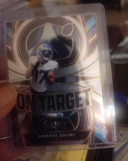 2025 Panini Select #18 Davante Adams On Target — front