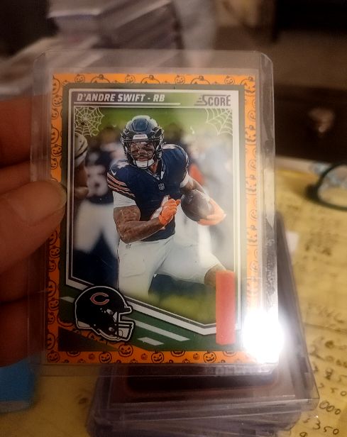 2025 Panini Score-A-Treat #295 D'Andre Swift Chicago Bears — front