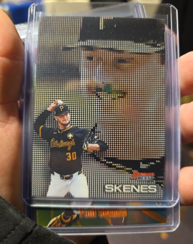 2025 Bowman's Best #P-14 Paul Skenes Pixel Portraits — front