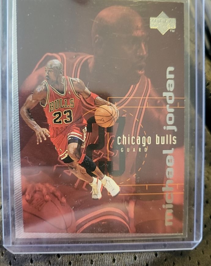 1998-99 Upper Deck #310 Michael Jordan — front