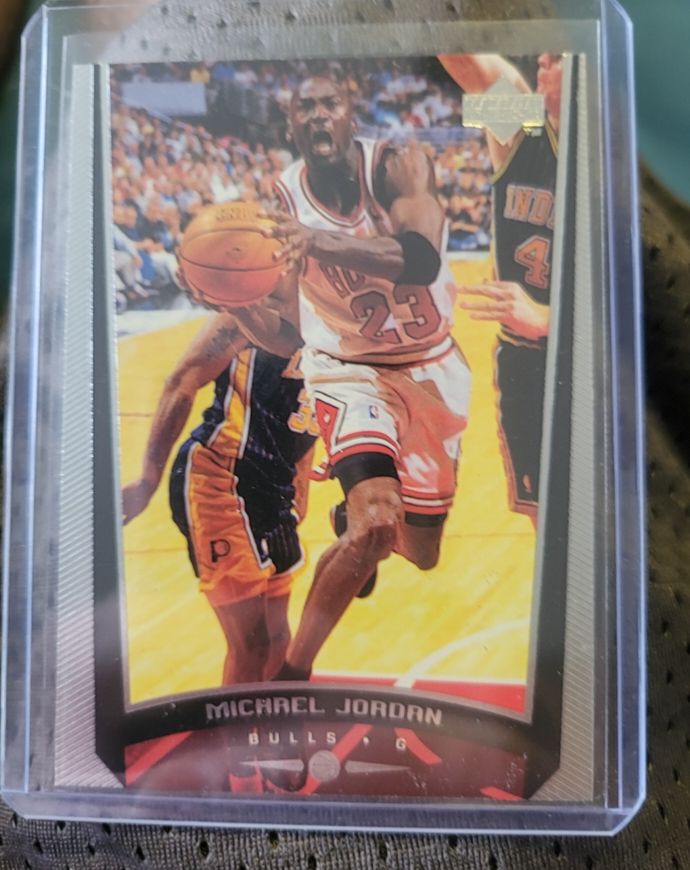 1998-99 Upper Deck #230W Michael Jordan Chicago Bulls — front
