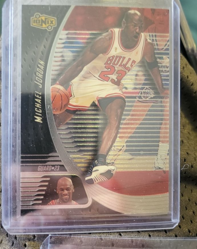 1998-99 Upper Deck Ionix #5 Michael Jordan — front