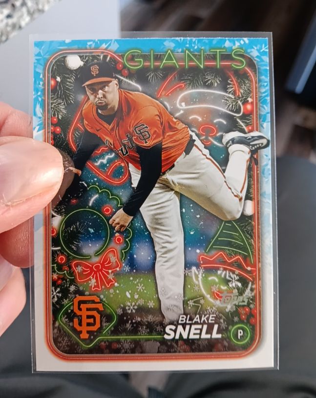 2024 Topps Holiday #H21 Blake Snell — front
