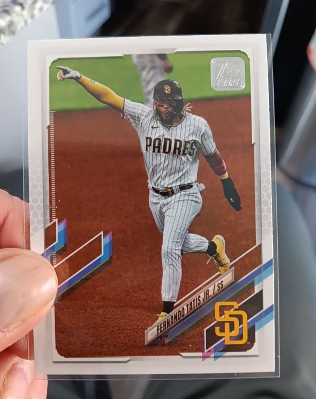 2021 Topps 70th Anniversary #1 Fernando Tatis Jr. — front