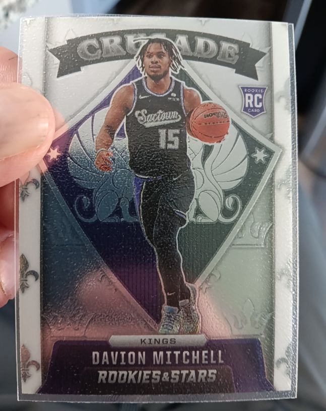 2021-22 Panini Chronicles Crusade #623 Davion Mitchell — front