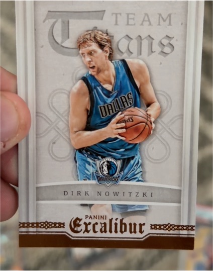 2015-16 Panini Excalibur #16 Dirk Nowitzki — front