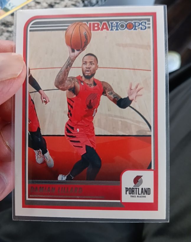 2023-24 Panini NBA Hoops #21 Damian Lillard — front