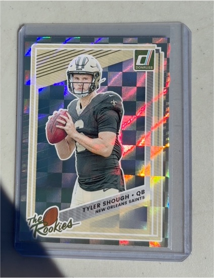 2025 Donruss The Rookies #17 Tyler Shough — front