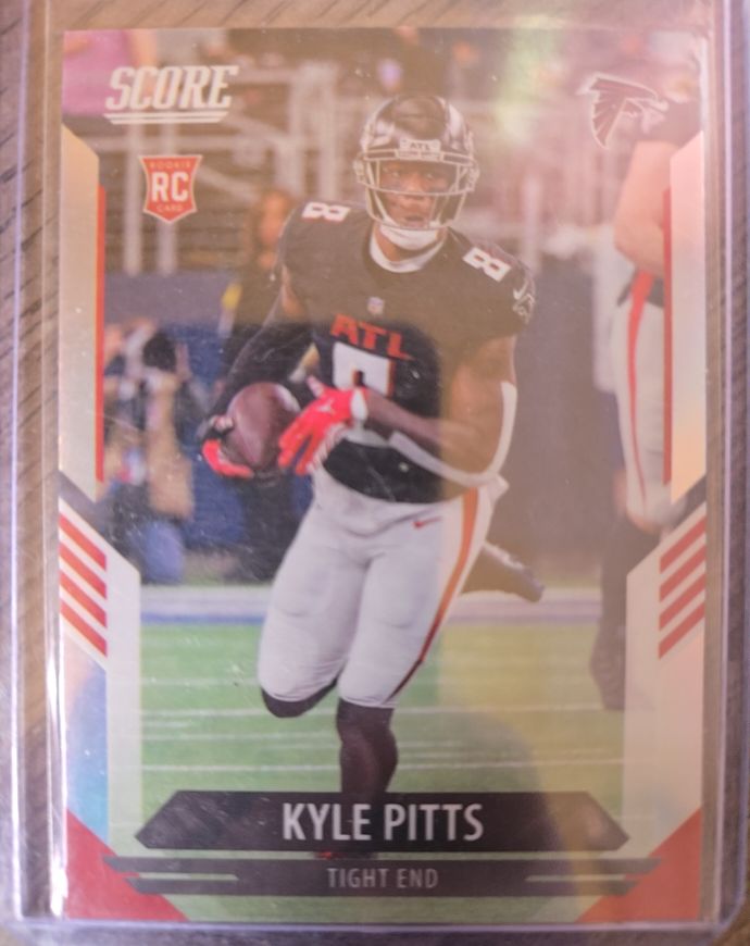 2021 Panini Chronicles Score #410 Kyle Pitts — front