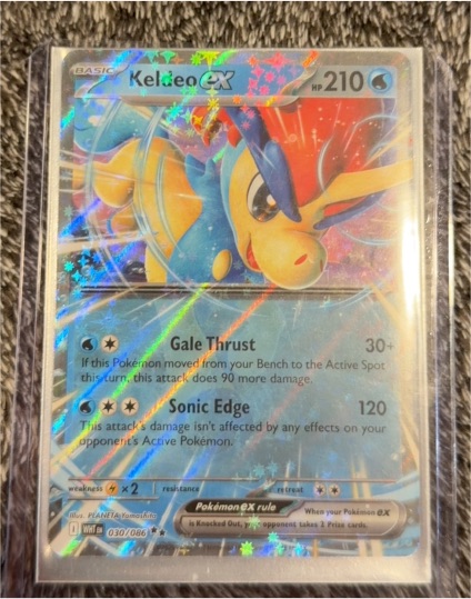 2014 Pokémon #030 Keldeo ex — front