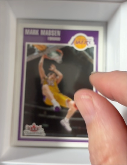 2000 Fleer Tradition #260 Mark Madsen — front
