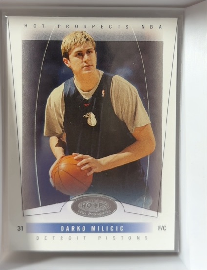 2004 Hoops Hot Prospects #31 Darko Milicic — front