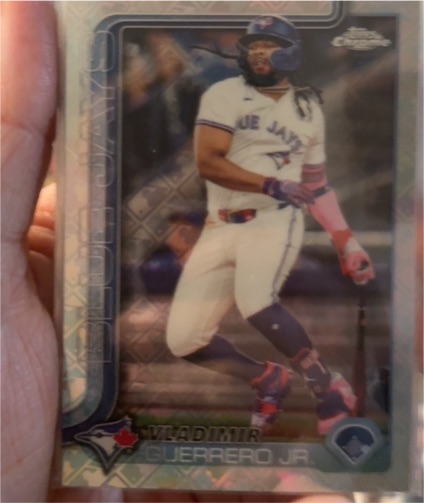 2025 Topps Chrome #259 Vladimir Guerrero Jr. — front