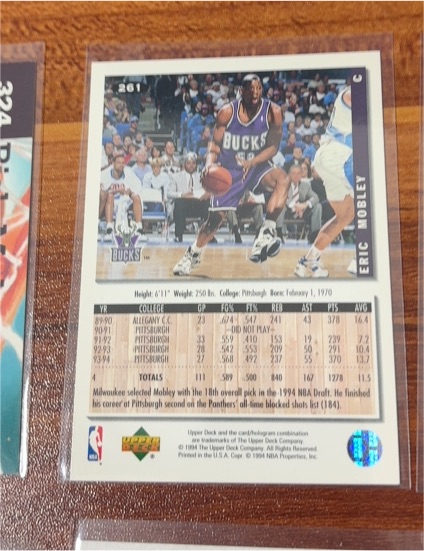 1994-95 Upper Deck Collector's Choice #261 Eric Mobley — front