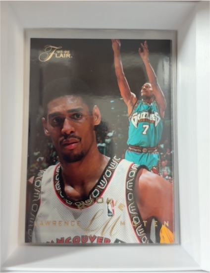 1995-96 Flair #210 Lawrence Moten — front