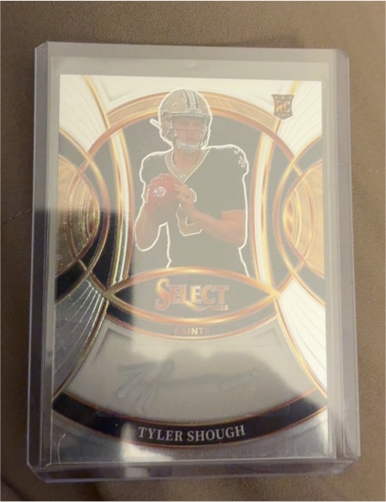 2025 Panini Select Rookie Signatures #RSI-TSH Tyler Shough — front