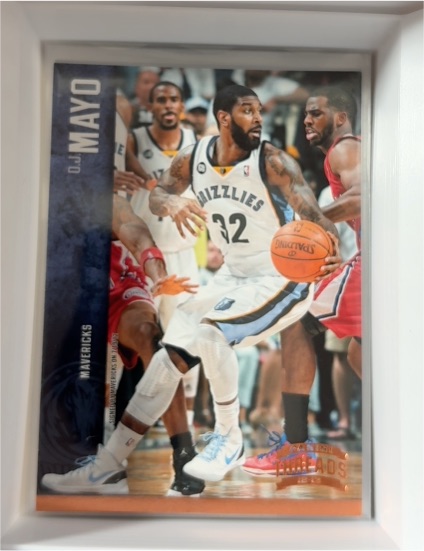 2012-13 Panini Threads #72 O.J. Mayo — front
