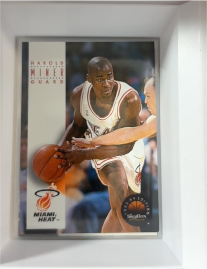 1993-94 SkyBox Premium #103 Harold Miner — front