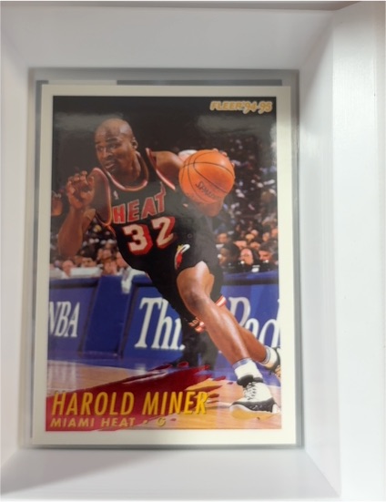 1994-95 Fleer #117 Harold Miner — front