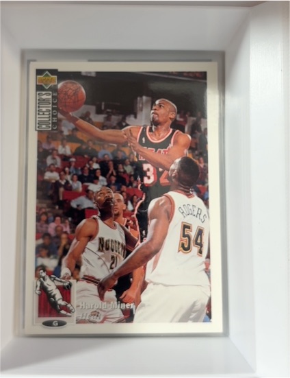 1994-95 Upper Deck Collector's Choice #88 Harold Miner — front