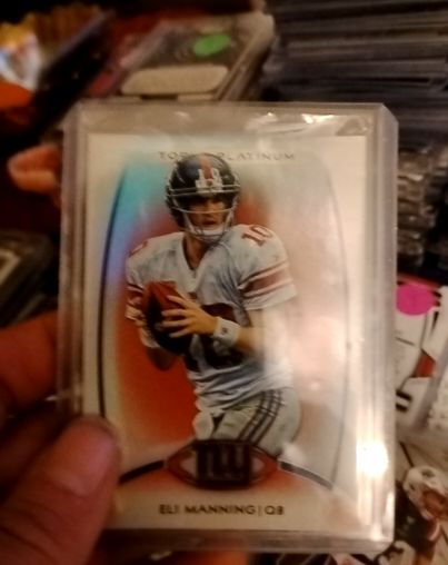 2012 Topps Platinum #40 Eli Manning — front
