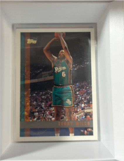 1997-98 Topps #82 Terry Mills — front
