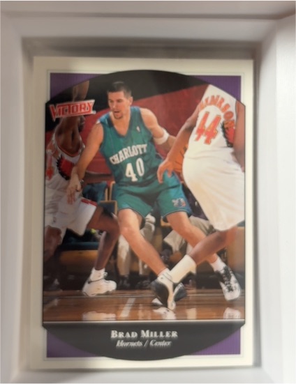 1999-00 Upper Deck Victory #28 Brad Miller — front