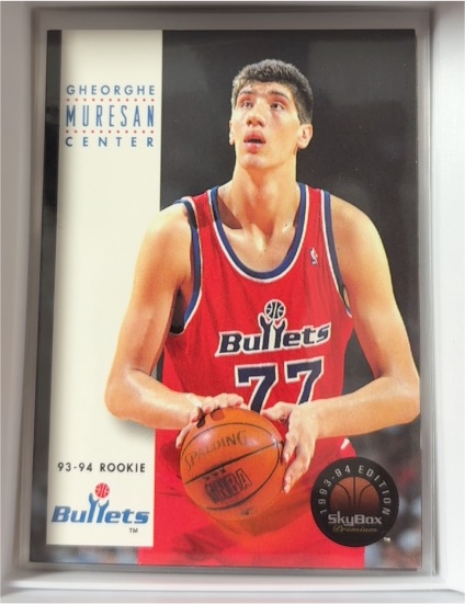 1993-94 SkyBox Premium #290 Gheorghe Muresan — front