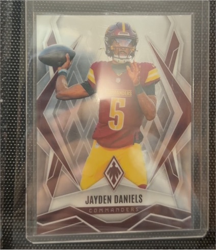 2025 Panini Phoenix #8 Jayden Daniels — front