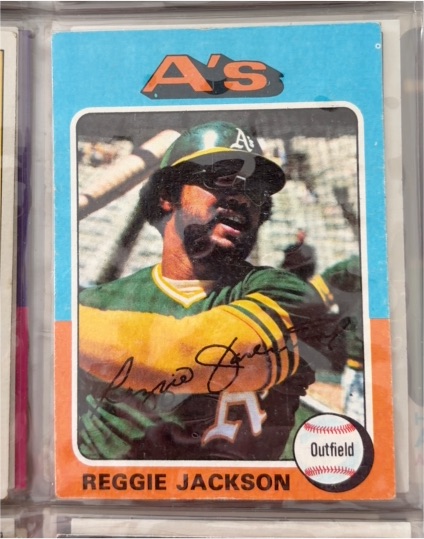 1975 Topps #300 Reggie Jackson — front