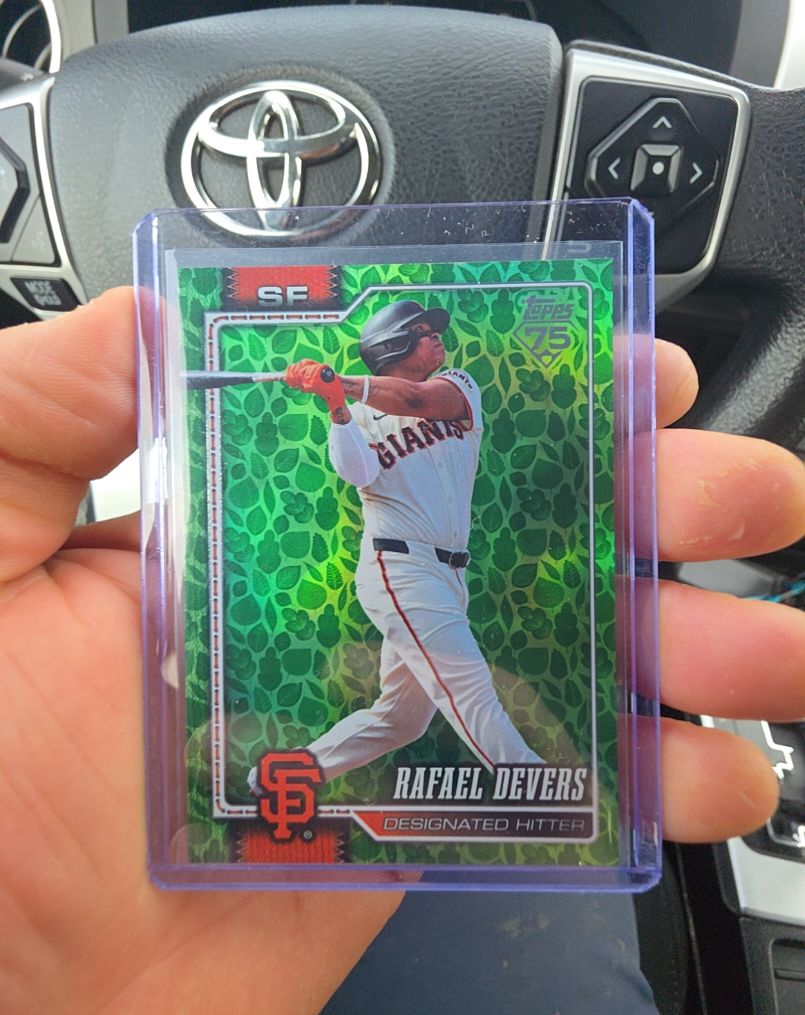 2026 Topps Series 1 #219 Rafael Devers Green Holiday Foil — front