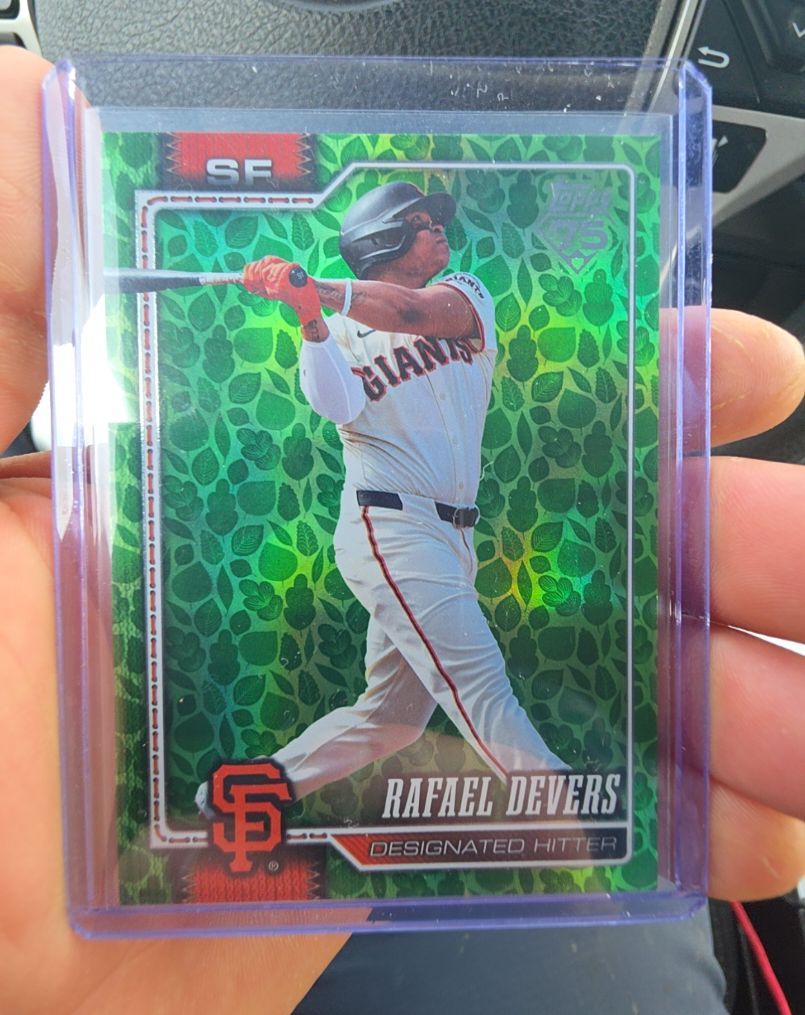 2026 Topps Series 1 #219 Rafael Devers Green Holiday Foil — front